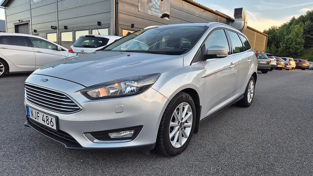 Ford Focus Kombi 1.0 EcoBoost SelectShift Titanium EU6 Nybes/k-rem