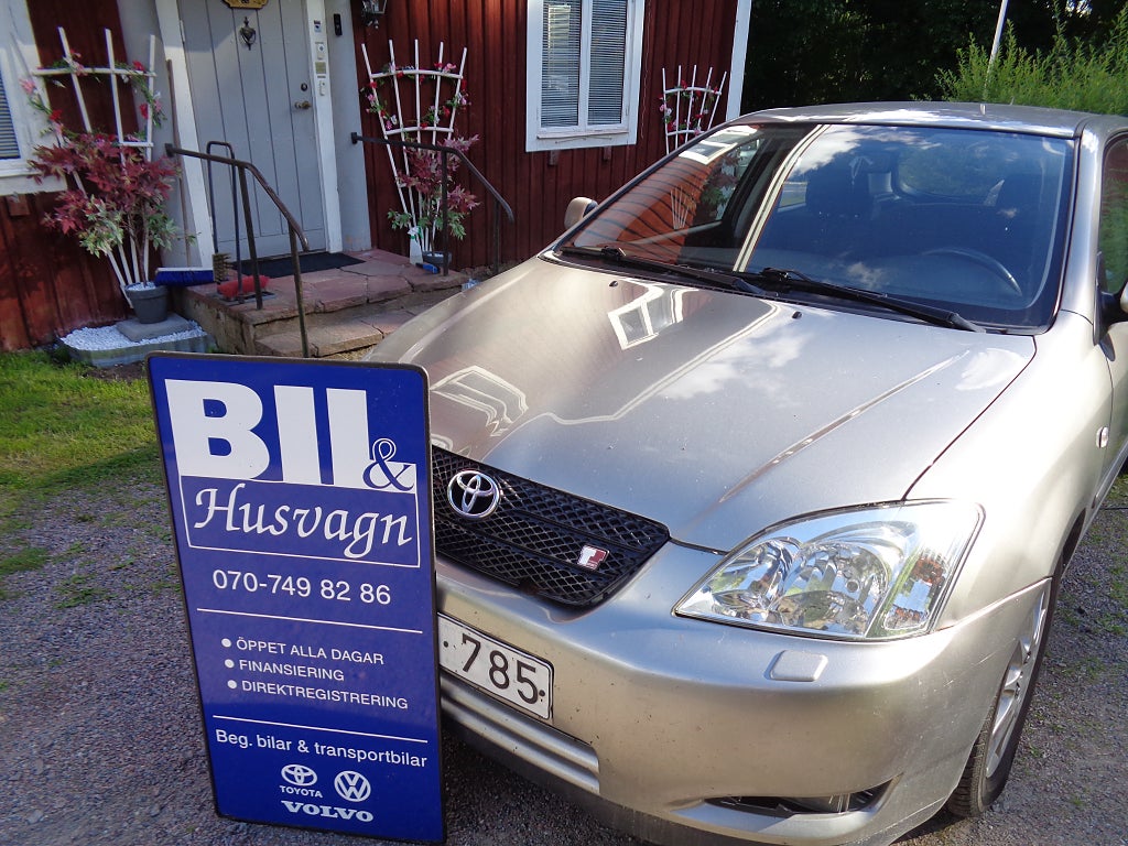Toyota Corolla TS 5-D PIGG BIL 192 HK/ 6-VÄXLAD MAN/ACC/FINANS/INBYTE