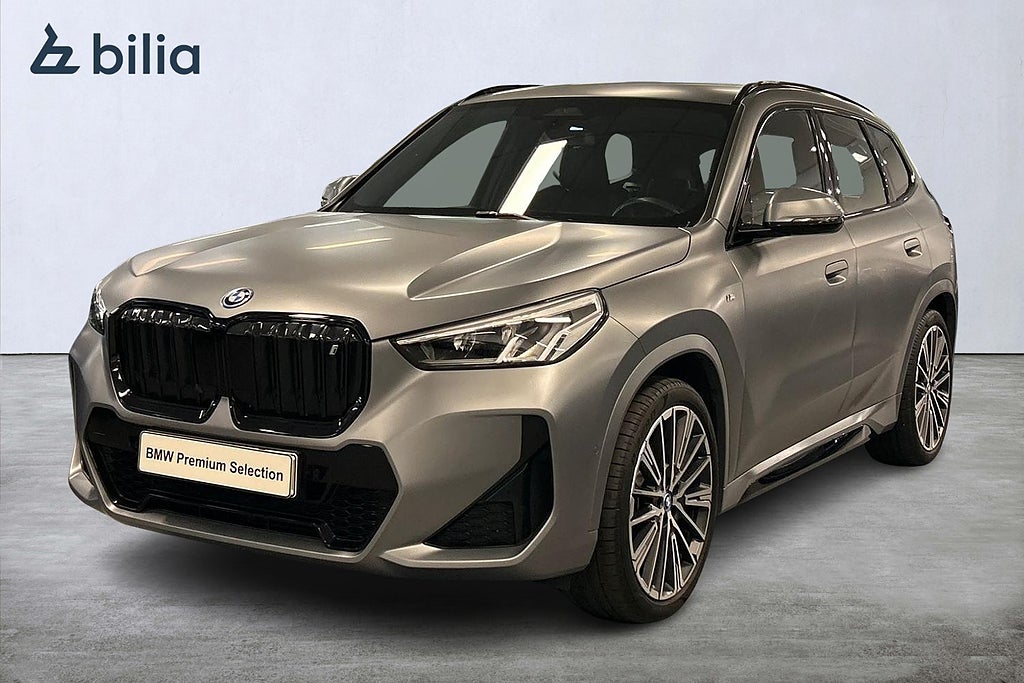 BMW iX1 xDrive 30 M-Sport | Drag | H&K | Aktiv farth. | 20"