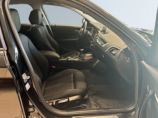 BMW 118d xDrive 5-dörrars Sport line Dragkrok Mvärmare Psens S&V – bild 10