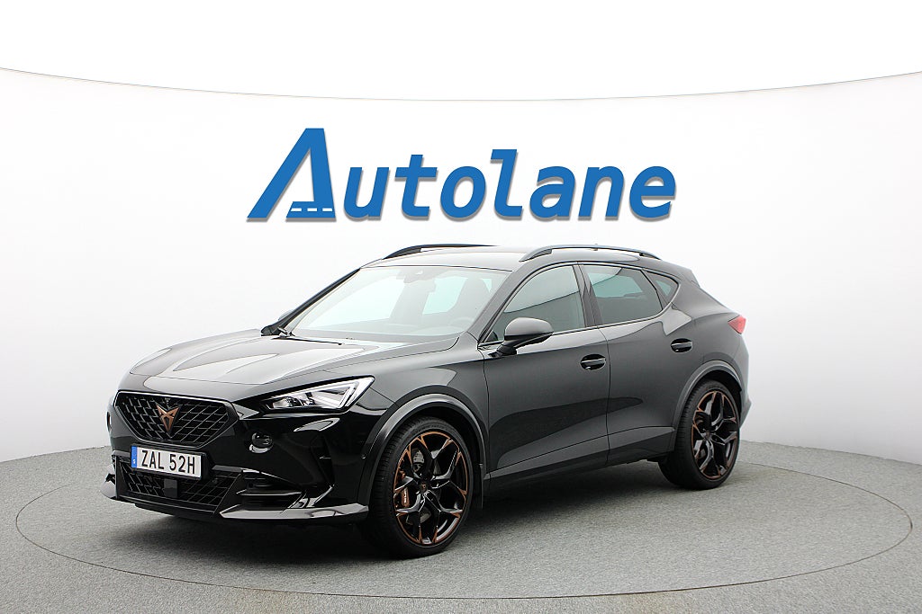 Cupra Formentor VZ5 2.5l 5-cyl, Kolfiber, 360°, BEATS®, CarPlay 390hk