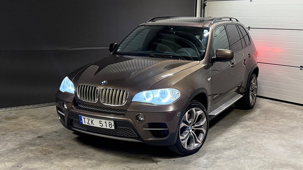 BMW X5 xDrive40d Sport line |360 Kamera|Panorama| Välskött