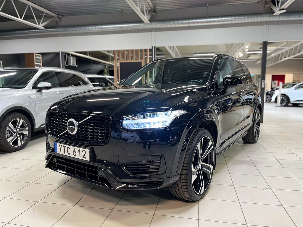 Volvo XC90 Recharge T8 AWD R-Design / B&W / 360-kamera / Pano / 22-tum / ..