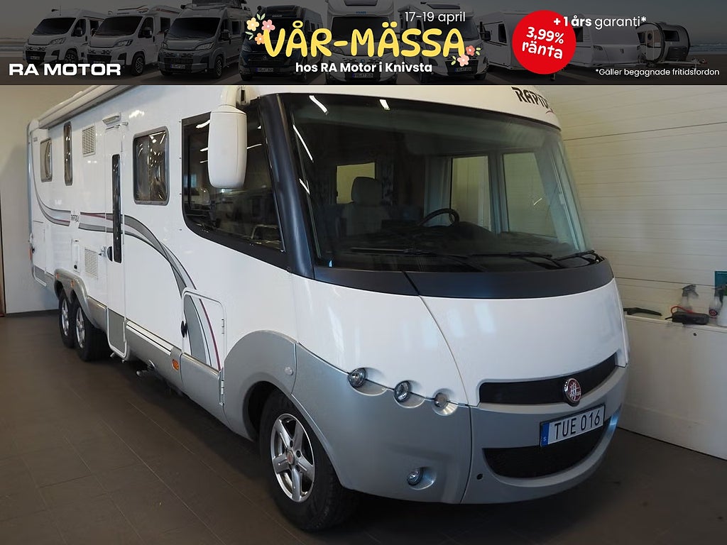 Rapido 10000 3.0 156hk AC Markis Solcell