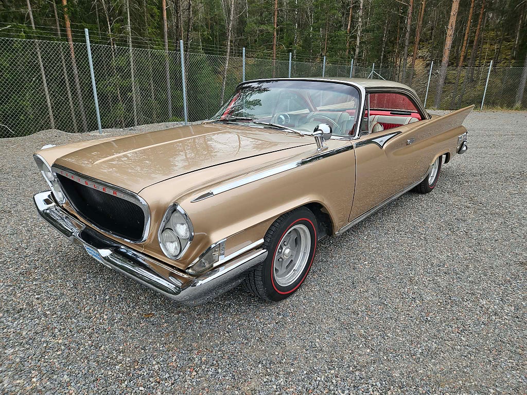 Chrysler Newport Coupe VIPER V10 Aut Påkostad bil i fint skick