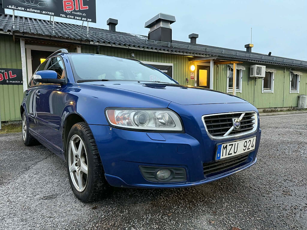 Volvo V50 T5 AWD Kinetic AUTOMAT