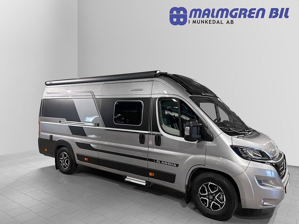 Adria Twin 640 SLB Family Supreme 4 Bäddar AUTOMAT DRAGKROK 