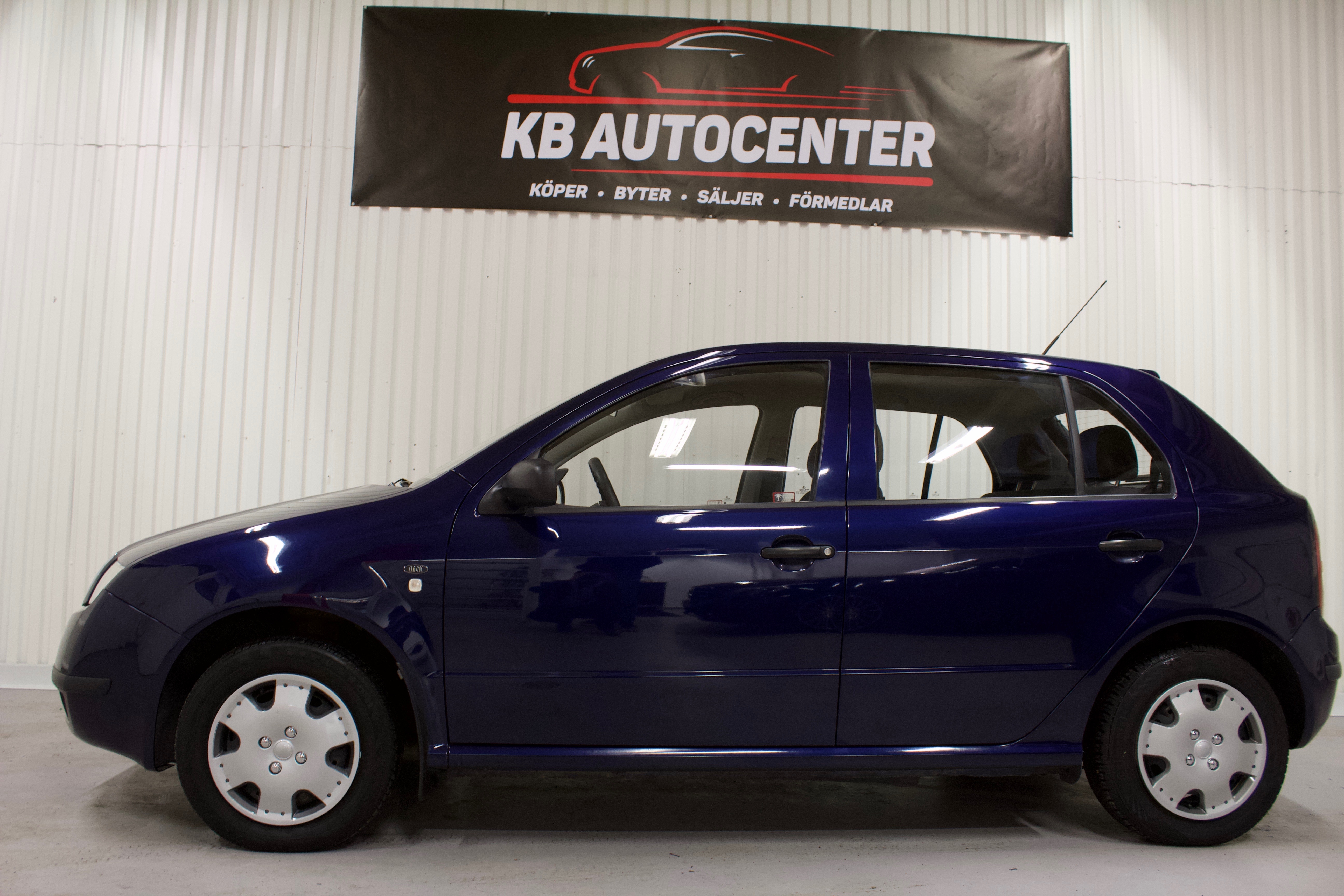 Skoda Fabia 1.4 MPI LÅGMIL 2002, kuva 3/47