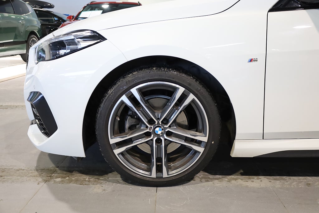 BMW 218 i Gran Coupé M Sport Aut PDC Navi