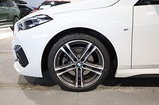 Sedan BMW 218 7 av 27