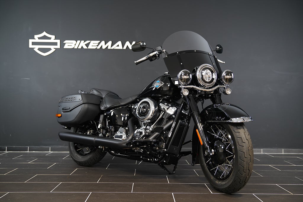 Harley-Davidson FLHC Heritage Classic 117" PRISSÄNKT 20 000:- !