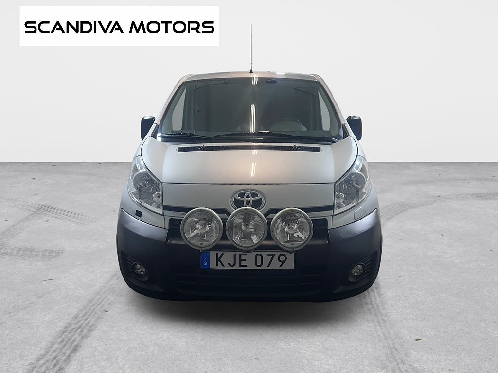 Toyota ProAce Skåpbil 2.0 D-4D Euro 5 Ny Servat