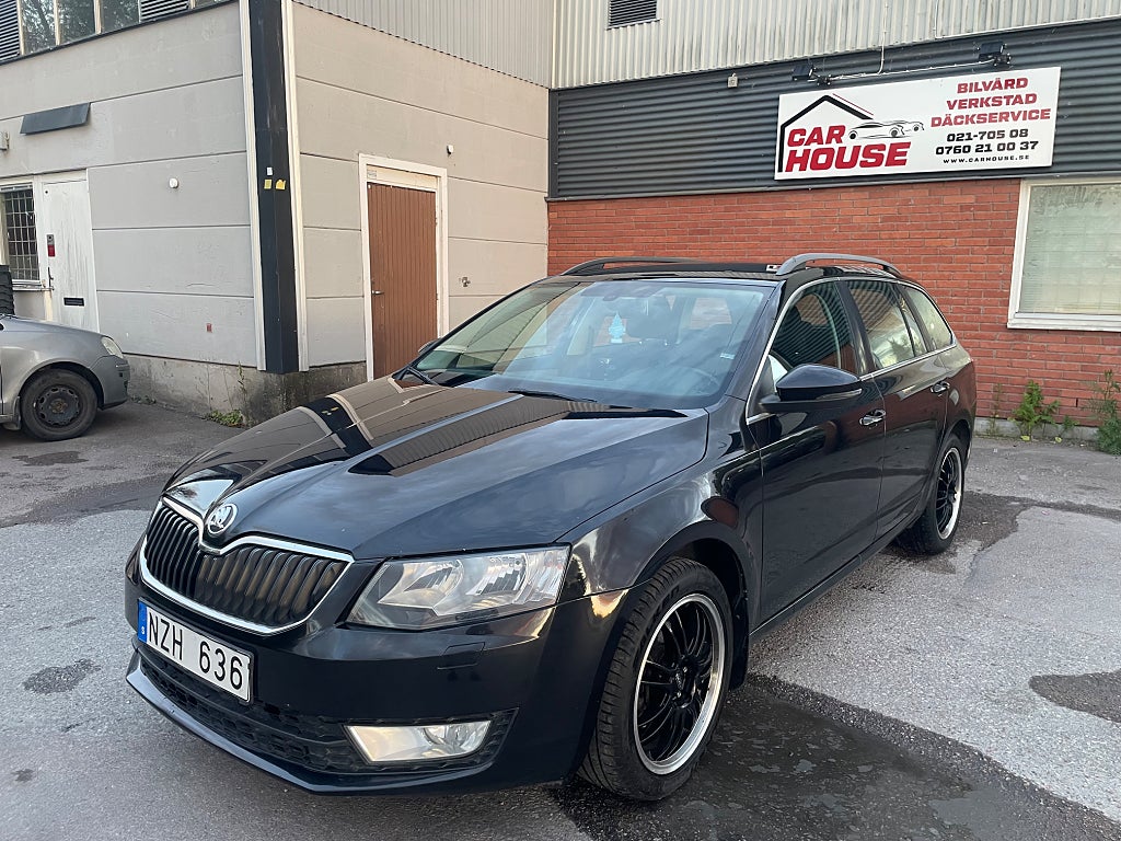 Skoda Octavia Kombi 1.4 TSI Ambition Euro 5/Ny bes/Ny kam/Ränta 1,95%