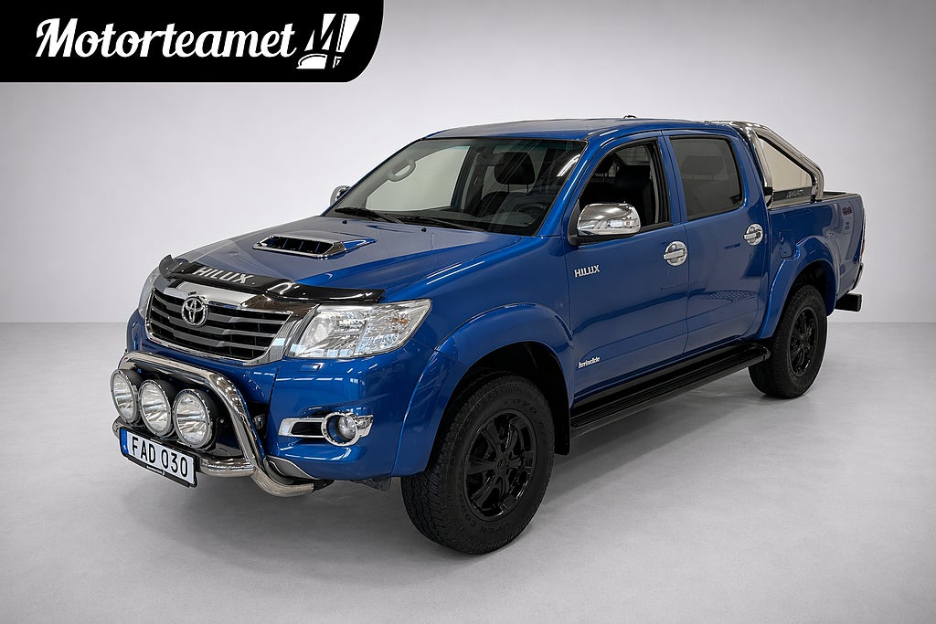 Toyota Hilux 3.0 D-4D 4x4 Invincible MOMS D-Värm Skinn Flaklock Diff