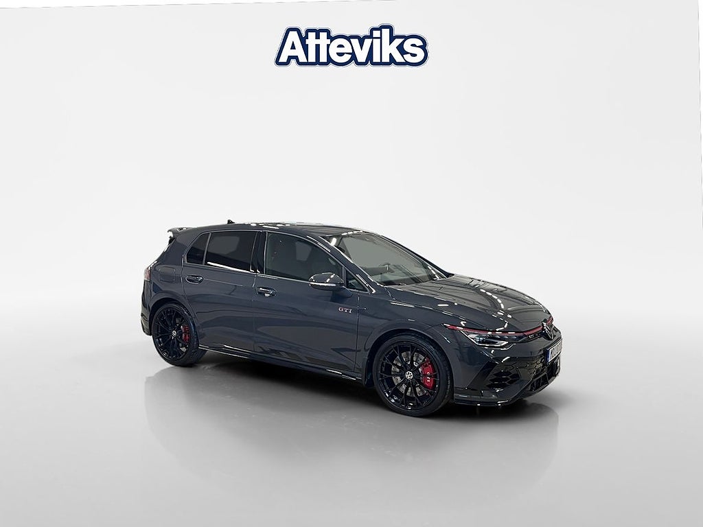 Volkswagen Golf Clubsport 300hk DSG 19"/Kamera/DCC