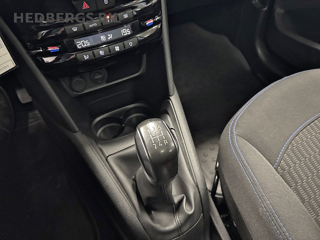 Peugeot 208 1.2 PureTech 82HK thumbnail