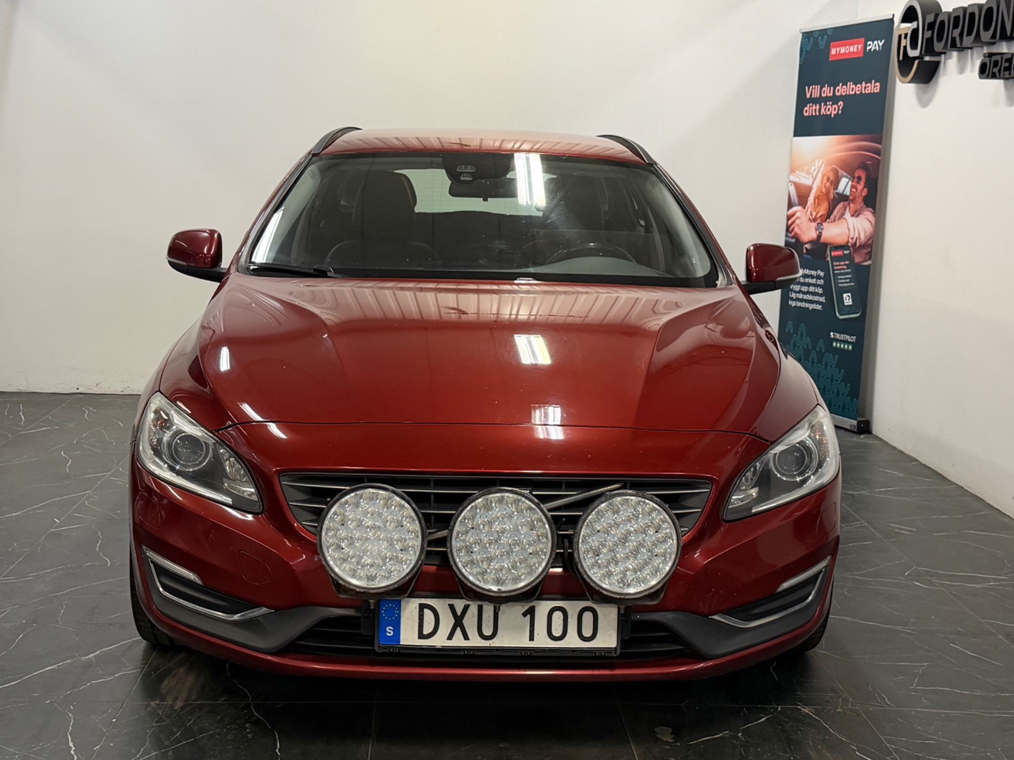 Volvo V60 2015, photo 2/70