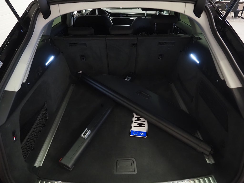 Audi A6 Avant 45 TFSI quattro TFSI MHEV 245hk Navi Värmare Drag 2020