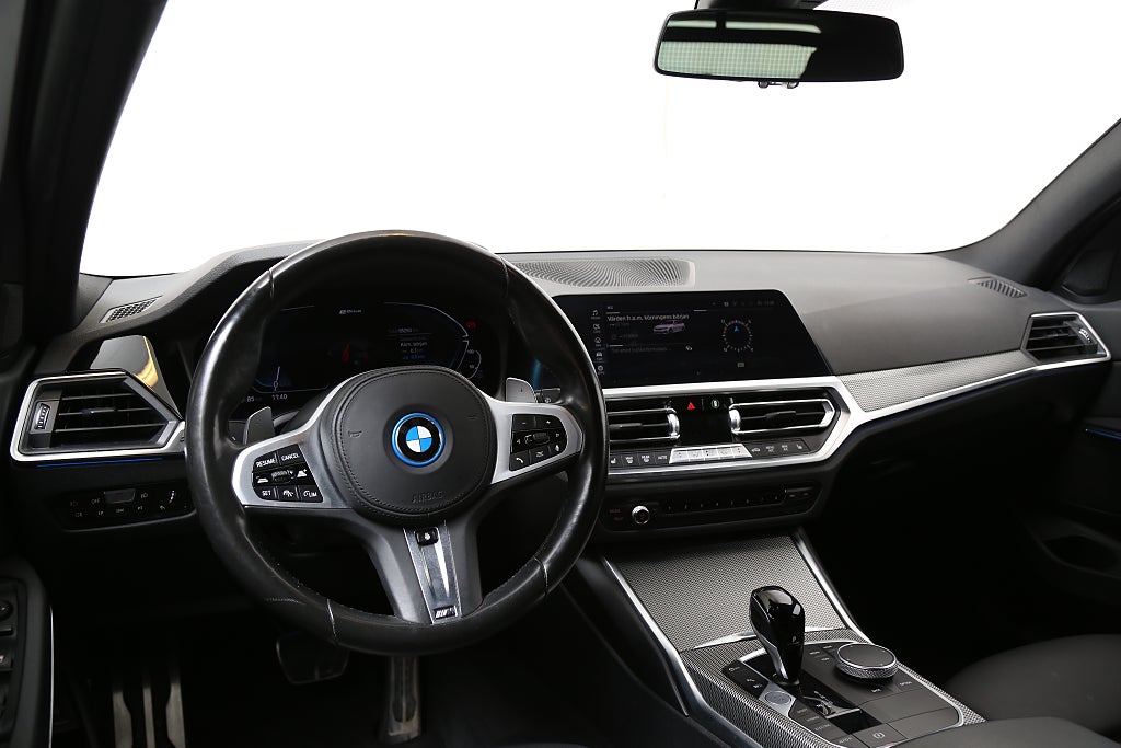 BMW 330e xDrive 292hk Touring  M Sport Aut Läder Drag Leasbar 2022