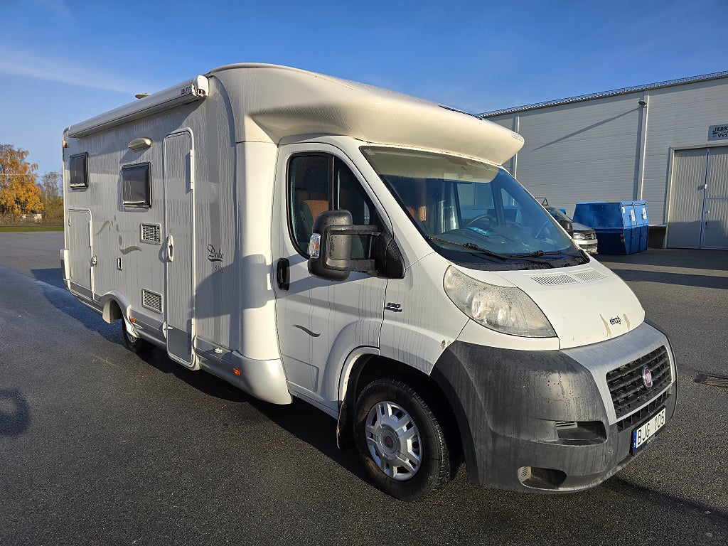 Elnagh Duke 530 L *Långbäddar *Stort garage *8150 mil