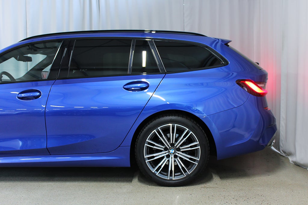 BMW 320D xDrive 190HK, M Sport, Dragkrok, Värmare, Moms
