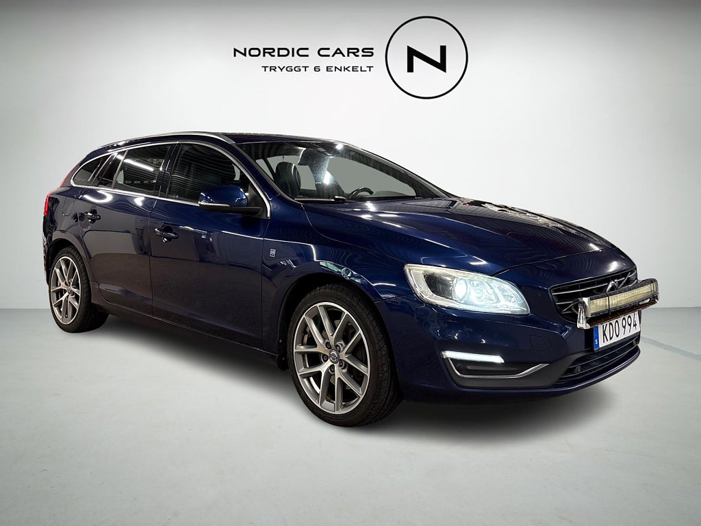 Volvo V60 D4 AWD Geartronic Ocean Race 190 HK Taklucka Navi PDC
