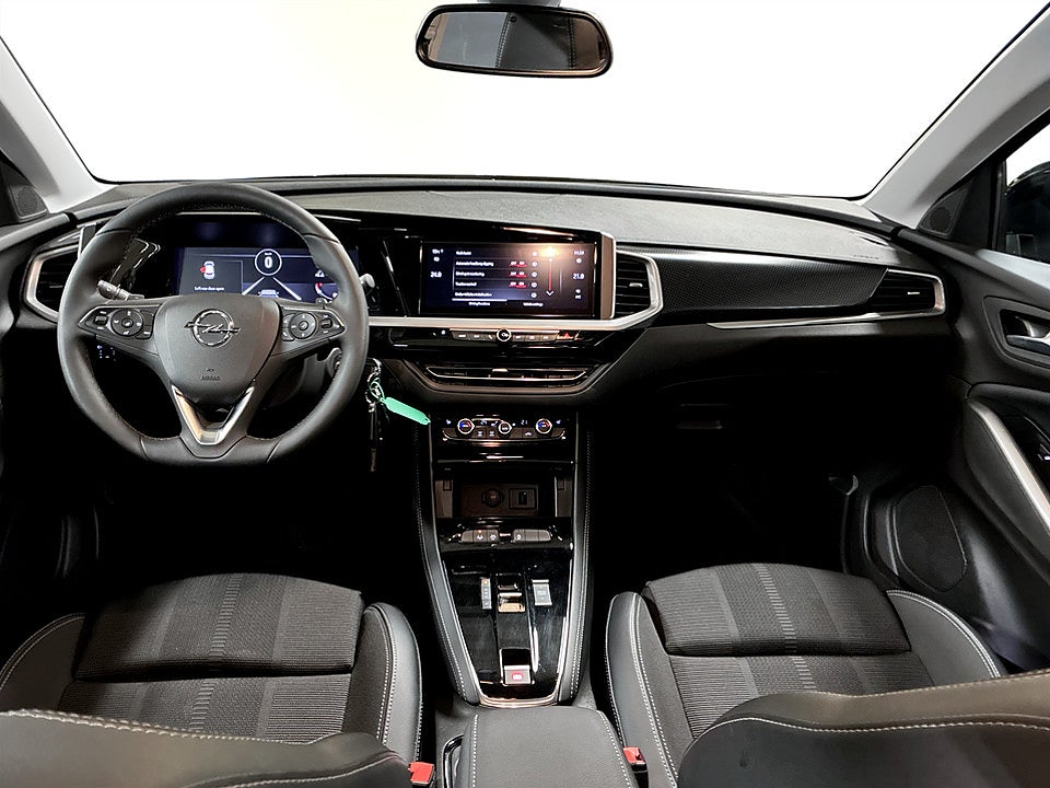 Bild på Opel Grandland GS 1.2 Turbo 130hk Aut CARPLAY NAVI