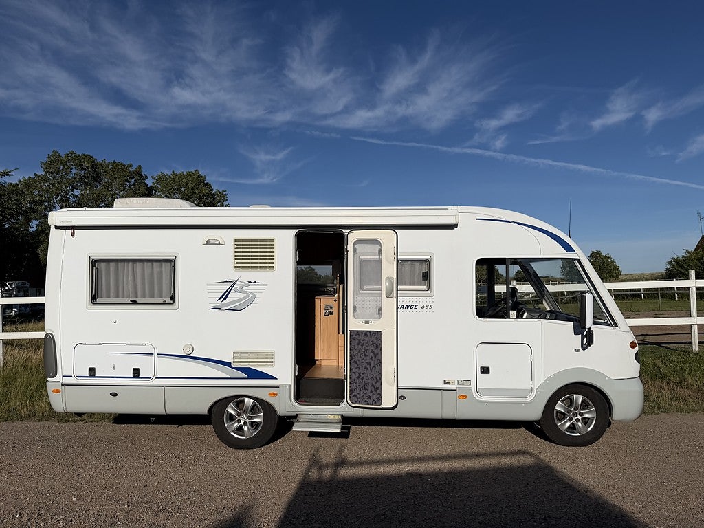 Bürstner Elegance 685 2xAC Alde Dragkrok Stor Kyl Frys