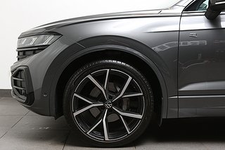 SUV Volkswagen Touareg 8 av 30