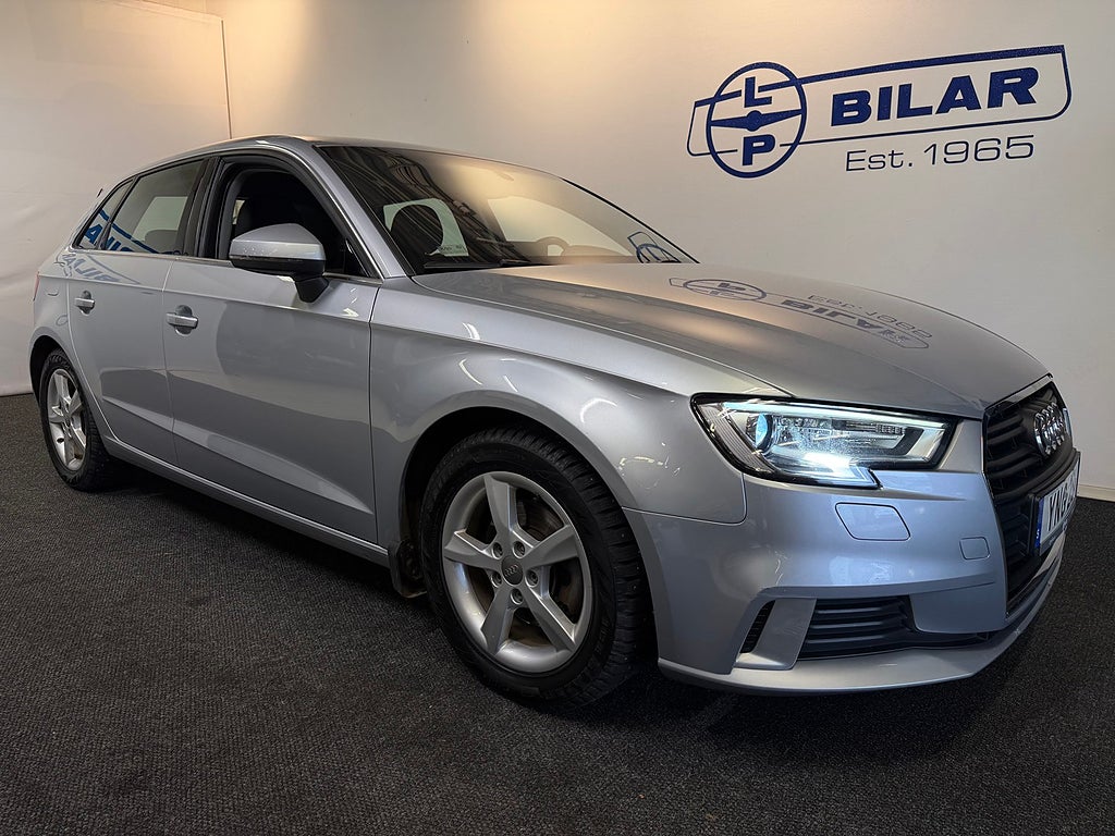 Audi A3 Sportback 2.0 TDI S Tronic | V-hjul | Drag | Nyservad