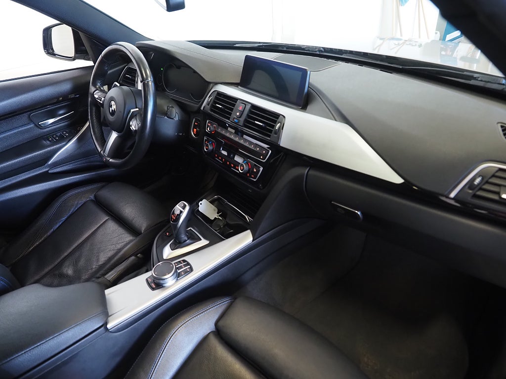 BMW 320 i 184hk xDrive Touring M Sport |Navi|Kamera|Drag| 2019