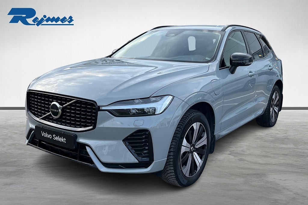 Volvo XC60 Recharge T6 Plus Dark Edition.