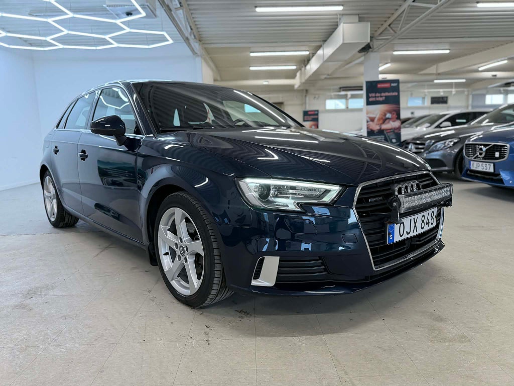 Audi A3 Sportback 2.0 TDI Quattro Värmare Sensorer B&O LED