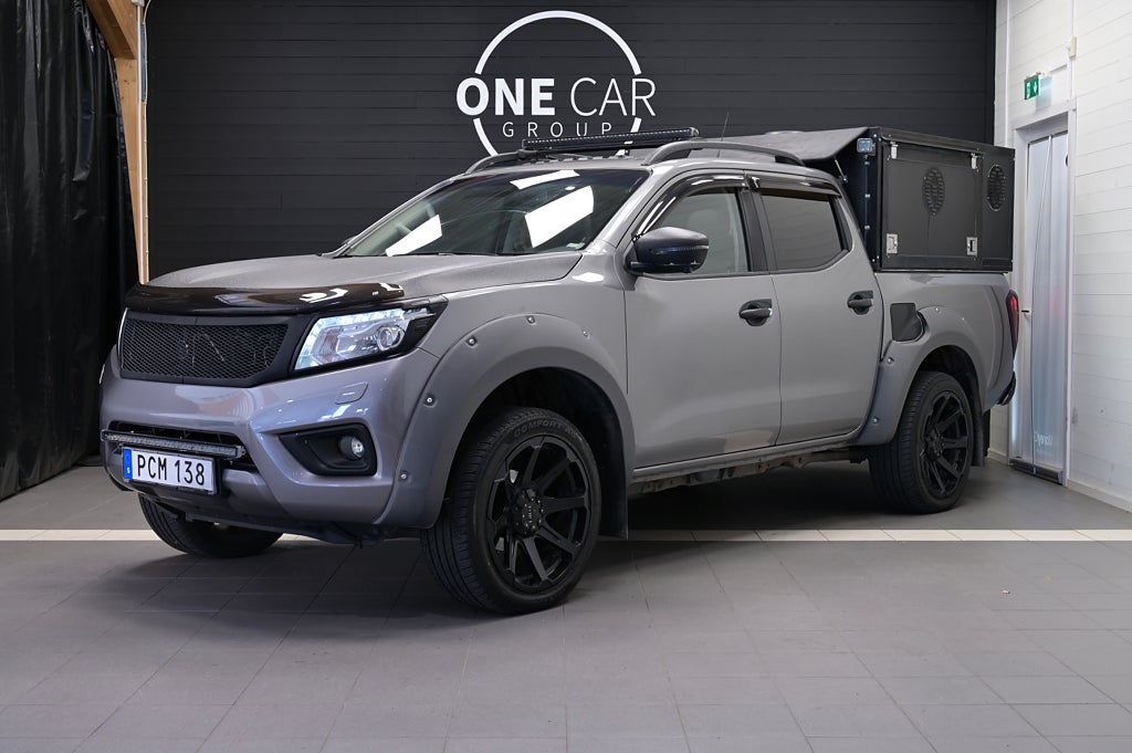 Nissan Navara 2.3 dCi 4WD Tekna Nybes D-Värm Diff Hundkåpa Påkostad 