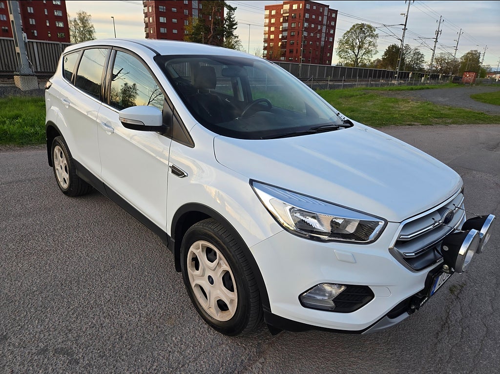 Ford Kuga 2.0 TDCi AWD Powershift Trend Euro 6 Automat