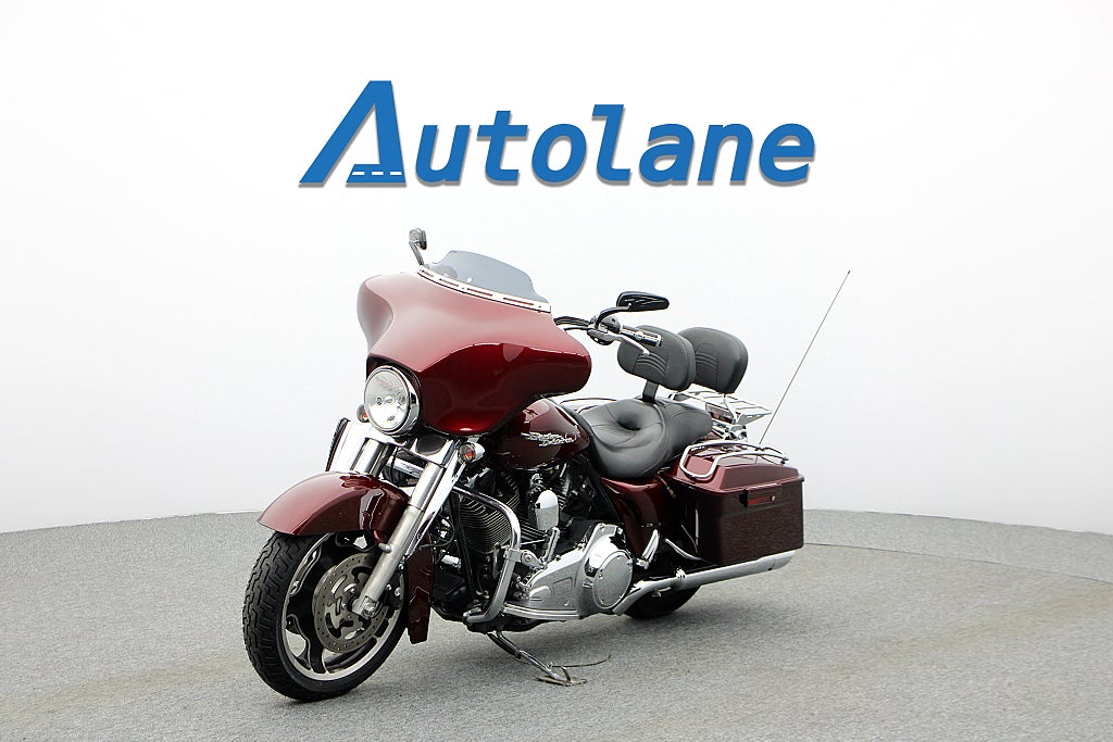 Harley-Davidson Street Glide *RESERVERAD*