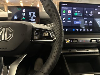 MG 4 EV Urban 53.9 kWh Premium Värmepump 360° Ambient Pvärm 0% RÄNTA – bild 19