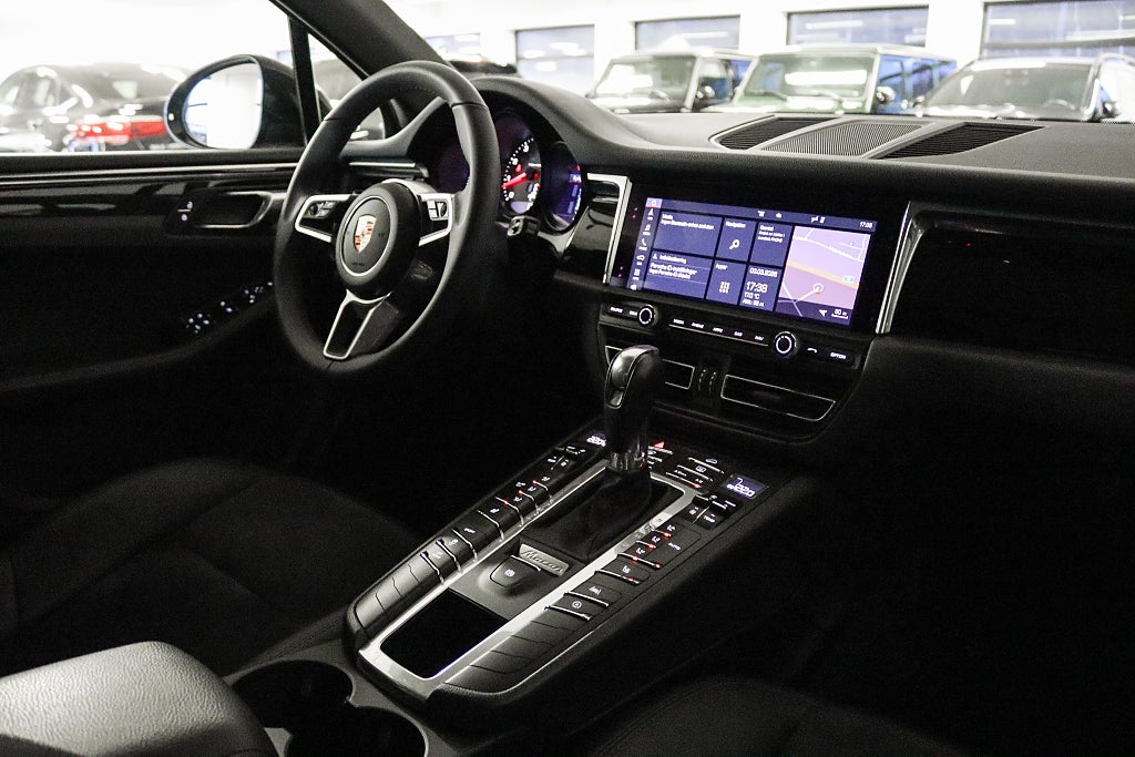 Porsche Macan S PDK Panorama 21" Turbo Design 354hk