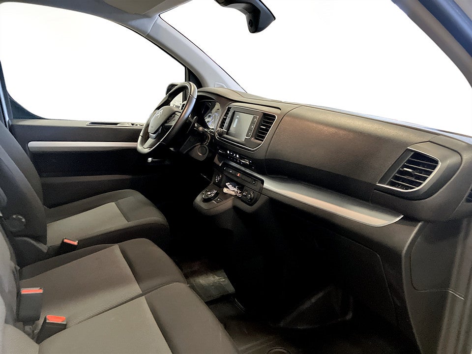 Bild på Citroën Jumpy Business Premium 2.0 BHDi  145hk Aut L2 B-KAMERA DRAG