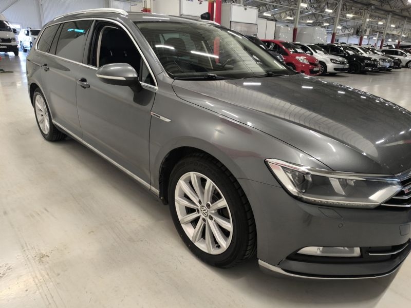 Volkswagen Passat 2016, bild 3/32