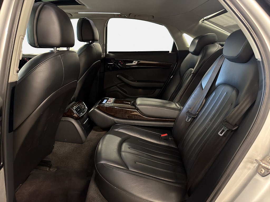 Audi A8 3.0 TDI V6 quattro, Läder, Taklucka, Värmare, Drag, FR 2,99%