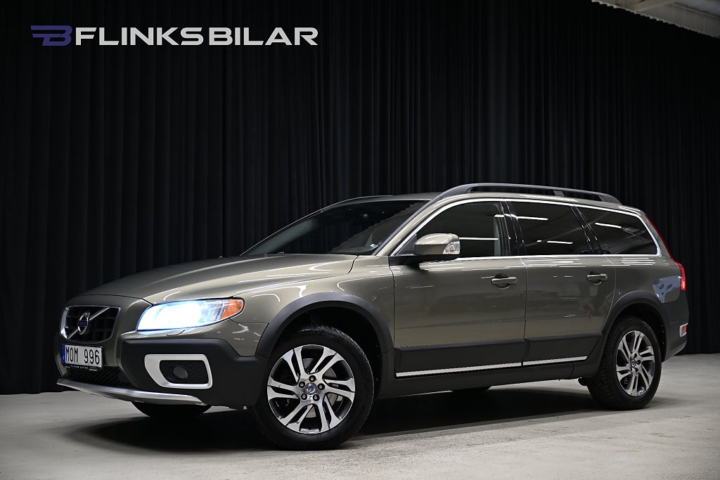 Volvo XC70 D5 AWD 205HK Automat|Summum|Kambytt|Värmare|Xenon
