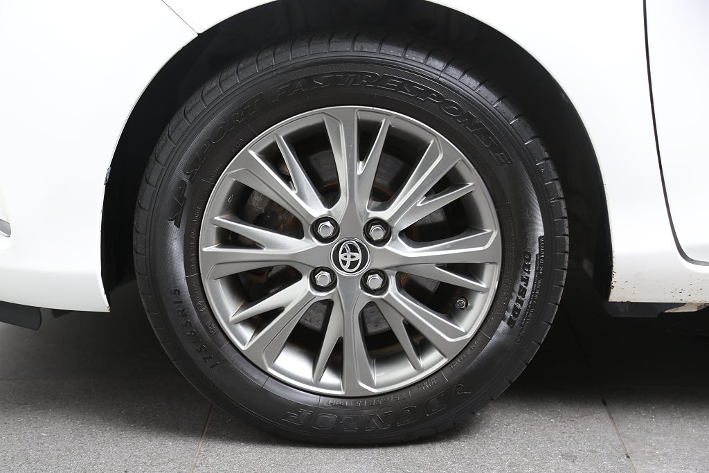 Toyota Yaris 1,5 Hybrid e-CVT Active Aut 5d Motorvärmare 2020