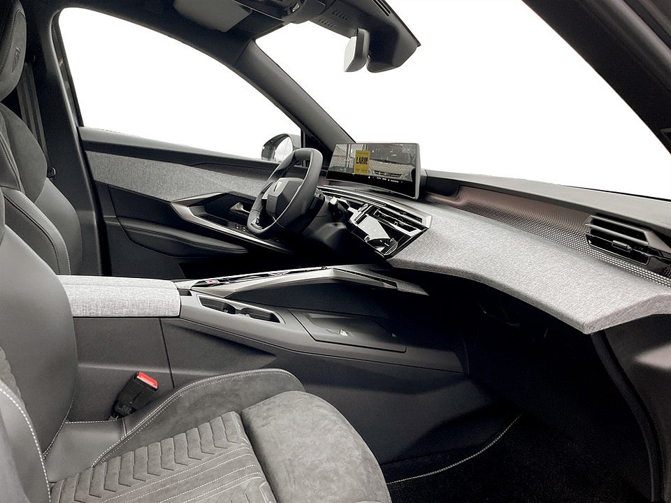 Bild på Peugeot E-5008 Winter Edition Ultimate - DEMO