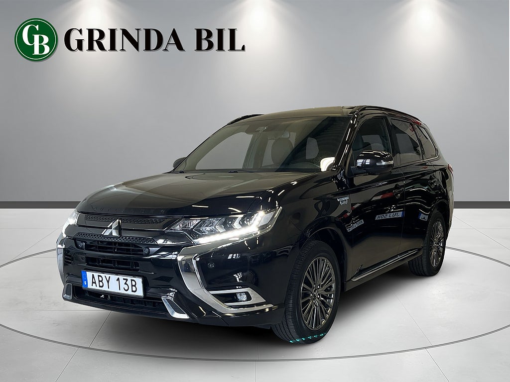 Mitsubishi Outlander PHEV CVT S-Edition 1ÄGARE PANO 360° KAMERA DRAG CARPLAY