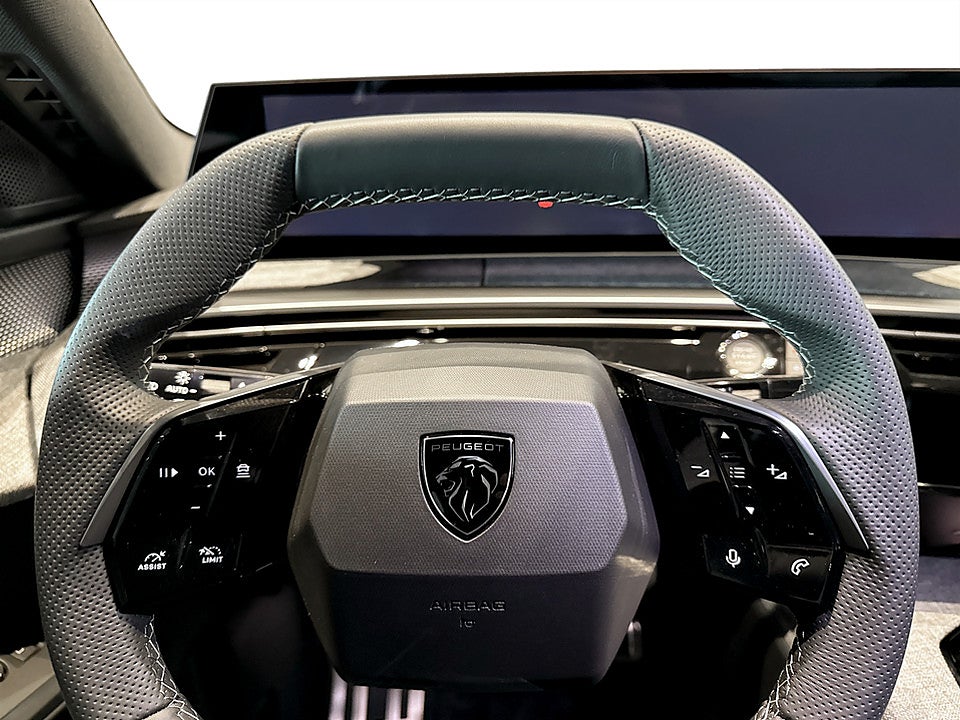 Bild på Peugeot E-3008 GT 214hk Aut KAMPANJRÄNTA 3,99%