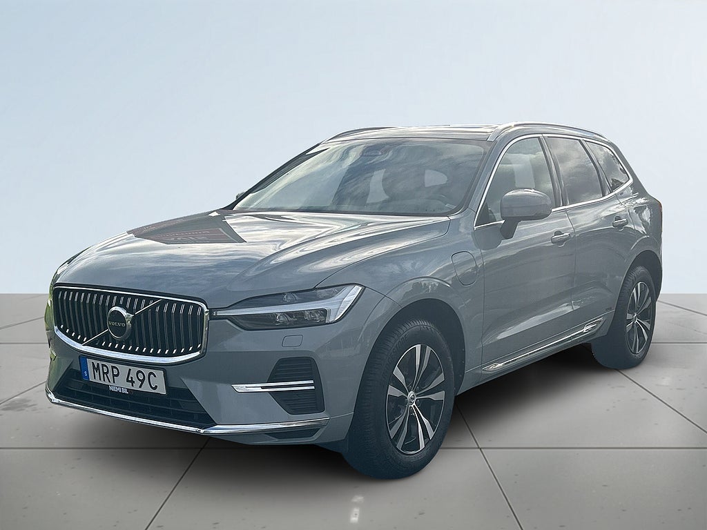 Volvo XC60 T6 Plug-In Hybrid AWD MOMS Kamera Pano Navi CarPlay S&V