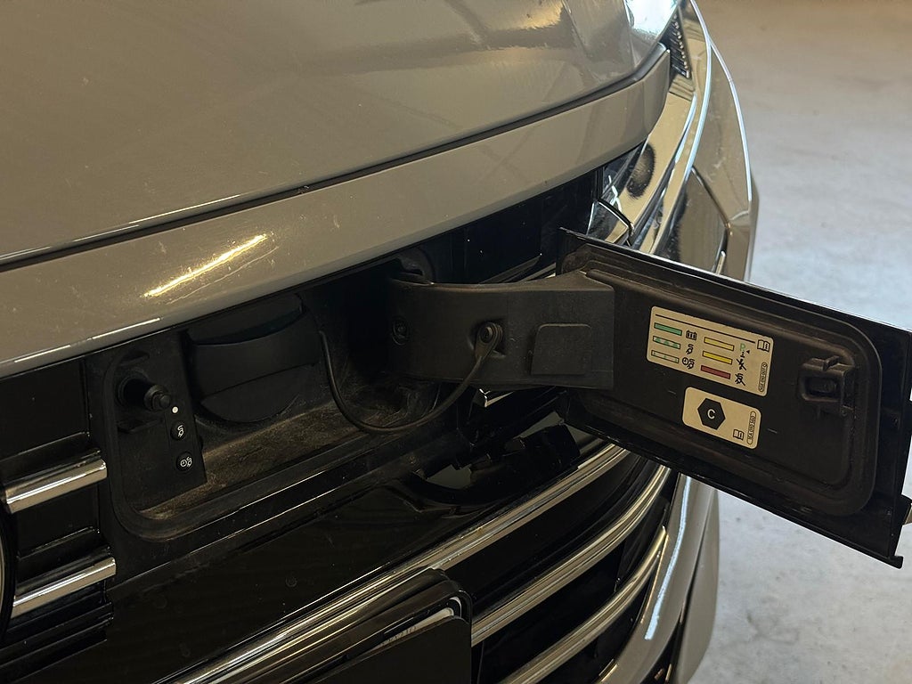 Volkswagen Arteon eHybrid Shooting Brake 1.4 TSI Plug-in Moonstone / 19"