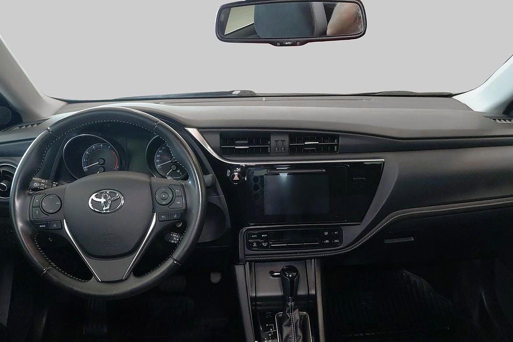 Toyota Auris 2017 - miniatyr 9
