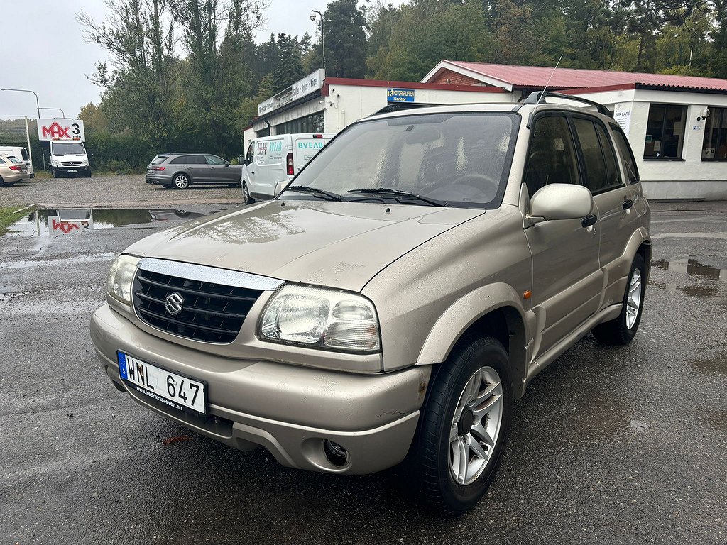 Suzuki Grand Vitara 5-dörrar 2.0 4WD Ny besiktigad